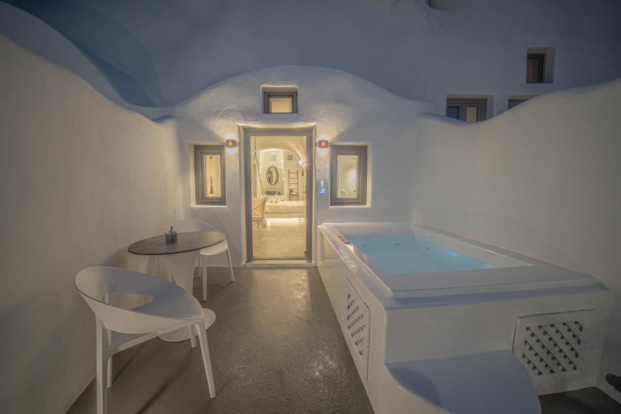 Eternity Suites Santorini Фіра Екстер'єр фото